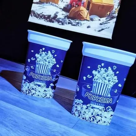 Le Cocon L'Unique Experience Cinema Room De La Grange Savoyarde 1Km Du Lac D'Annecy Lathuile Buitenkant foto